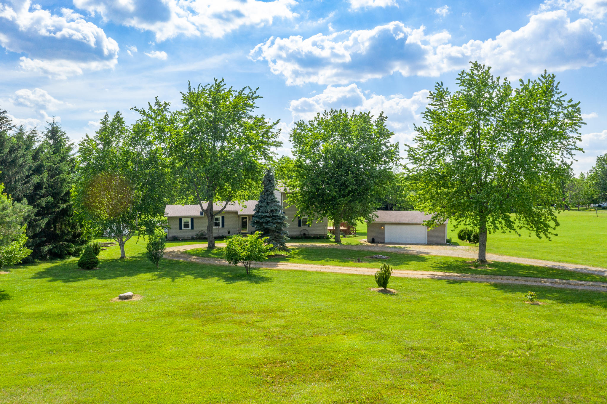 4985 Flatfoot Road Cable, OH 43009 - Photo 1 of 35