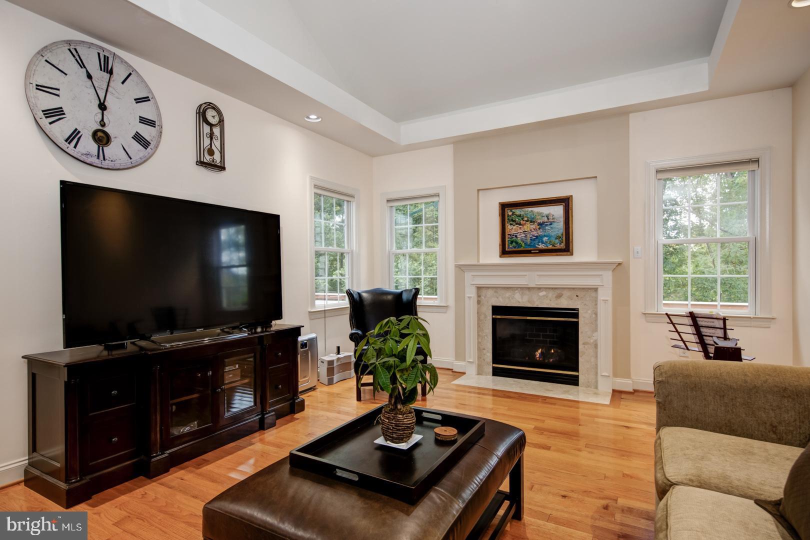 408 Merlin Road Phoenixville, PA 19460 - Photo 9 of 39 Family Room w Gas Fireplace