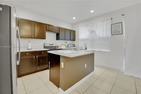 $3,000 | 101 Northeast 37th Place, Homestead, FL 33033