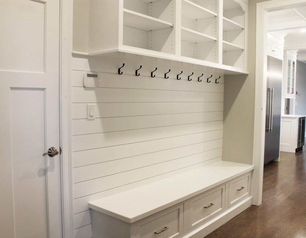 48 Lincoln Street Lexington, MA 02421 - Photo 11 of 21