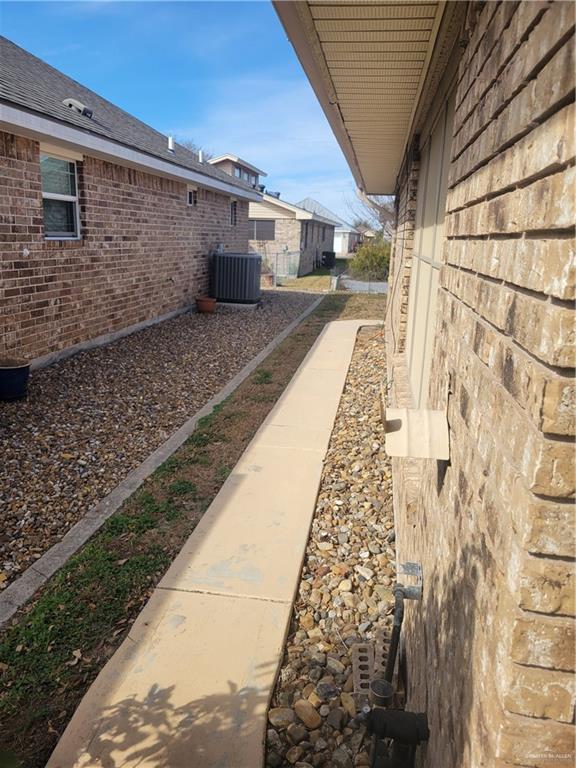 402 Jupiter Street Mission, TX 78572 - Photo 26 of 27 a view of a pathway