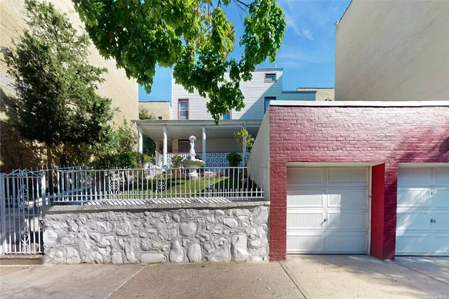 $4,000,000 | 32-25 30th Street | Astoria