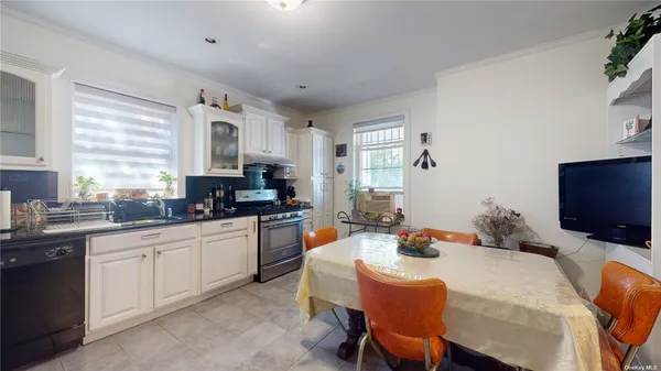 $4,000,000 | 32-25 30th Street | Astoria