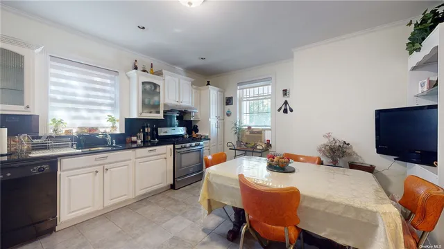 $4,000,000 | 32-25 30th Street | Astoria