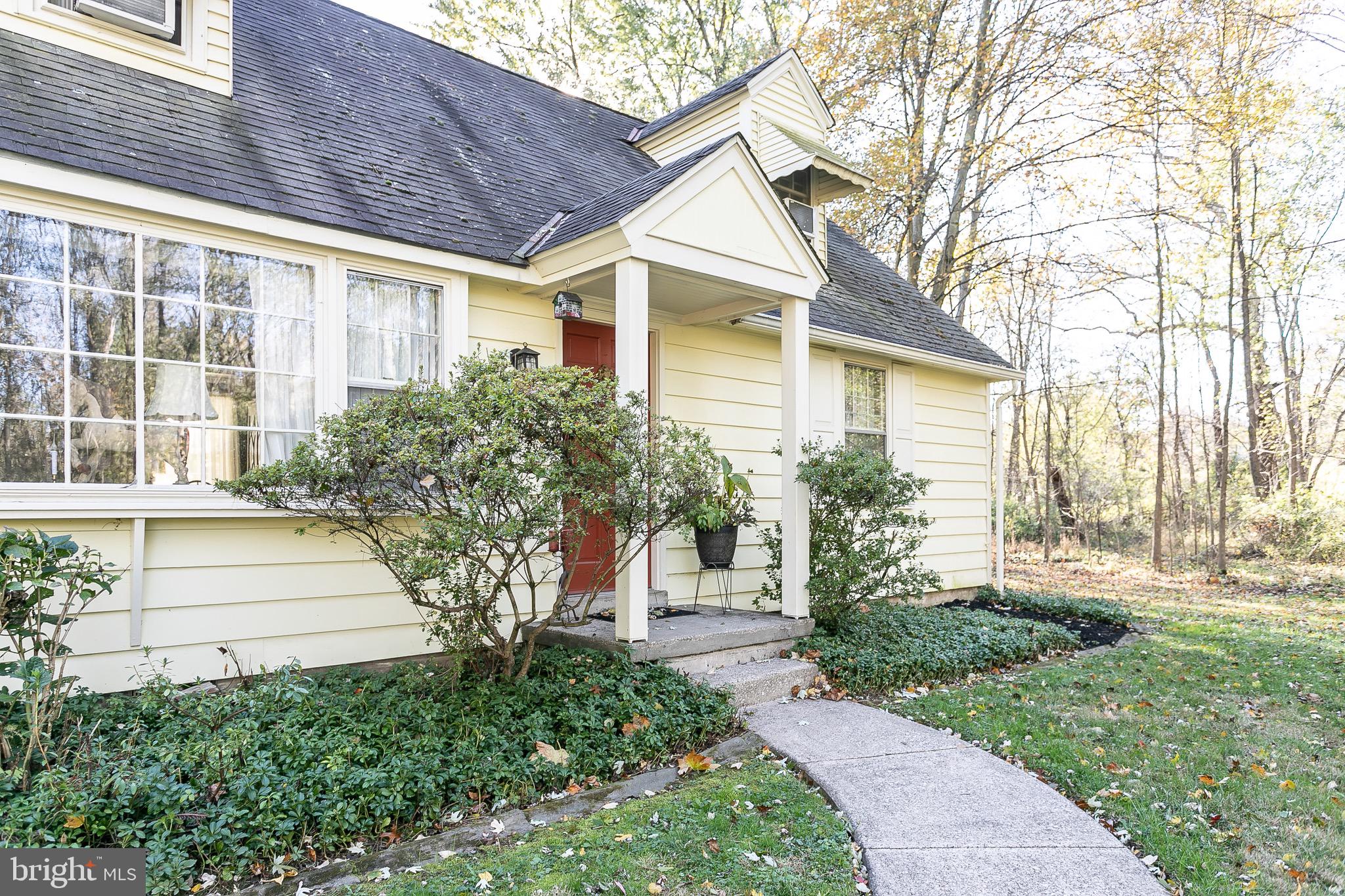 117 Upper Gulph Road Wayne, PA 19087 - Photo 4 of 43