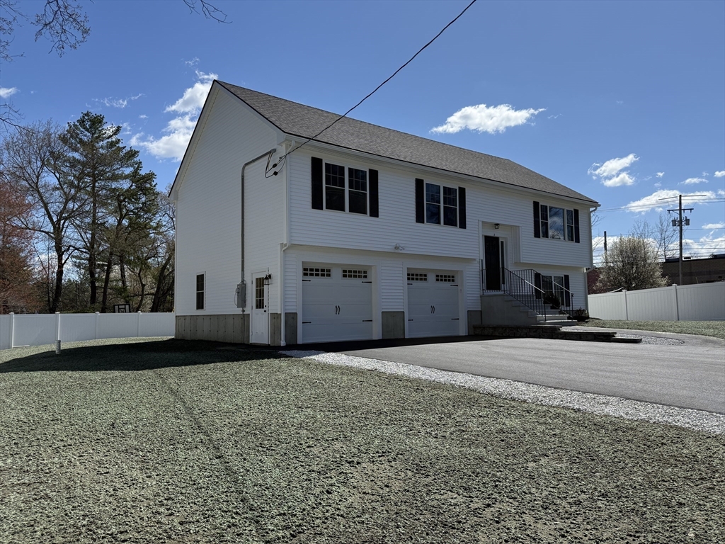 3 Memory Lane Billerica, MA 01821 - Photo 3 of 28