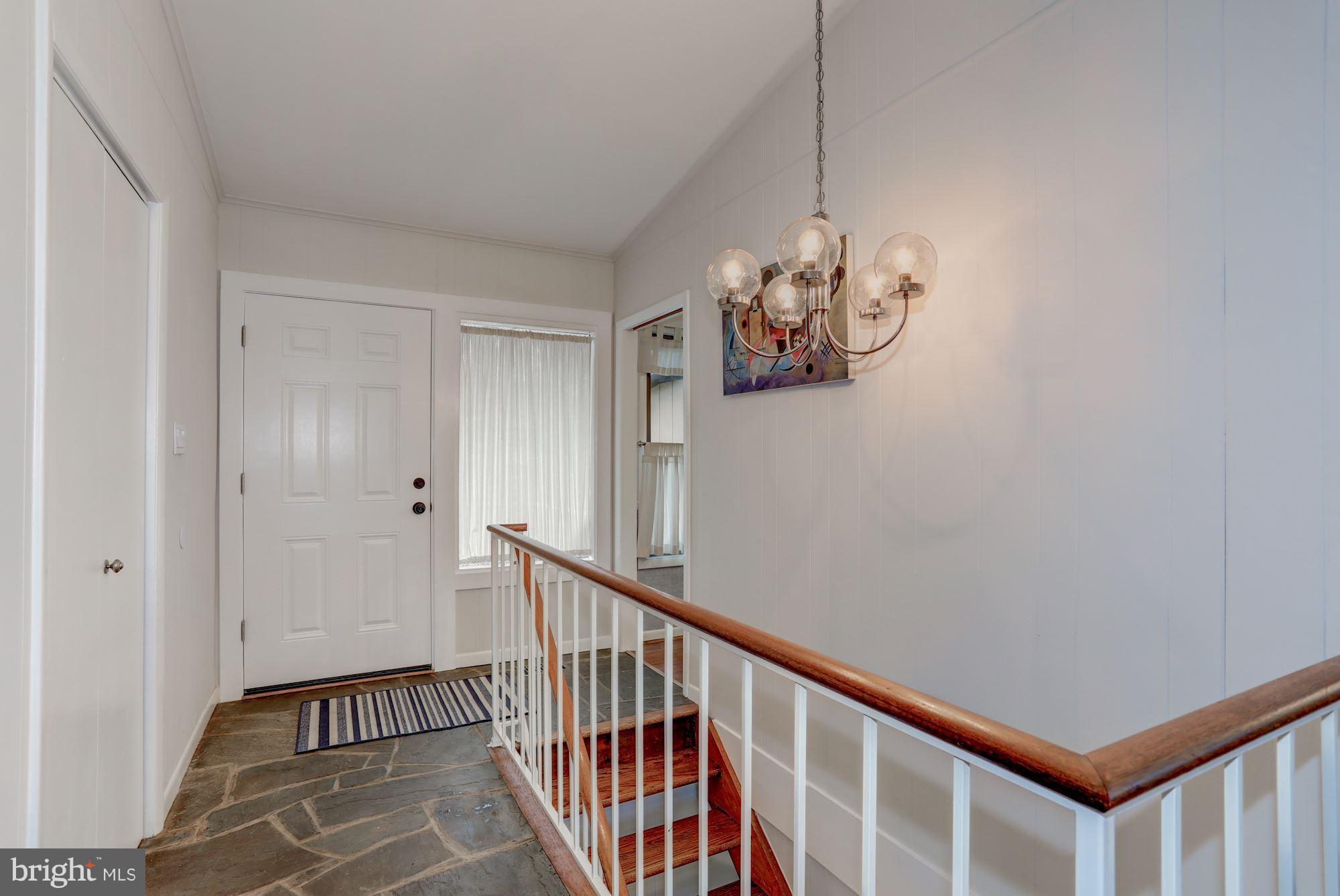 2079 Amberjack Court Reston, VA 20191 - Photo 3 of 30 Interior (General)
