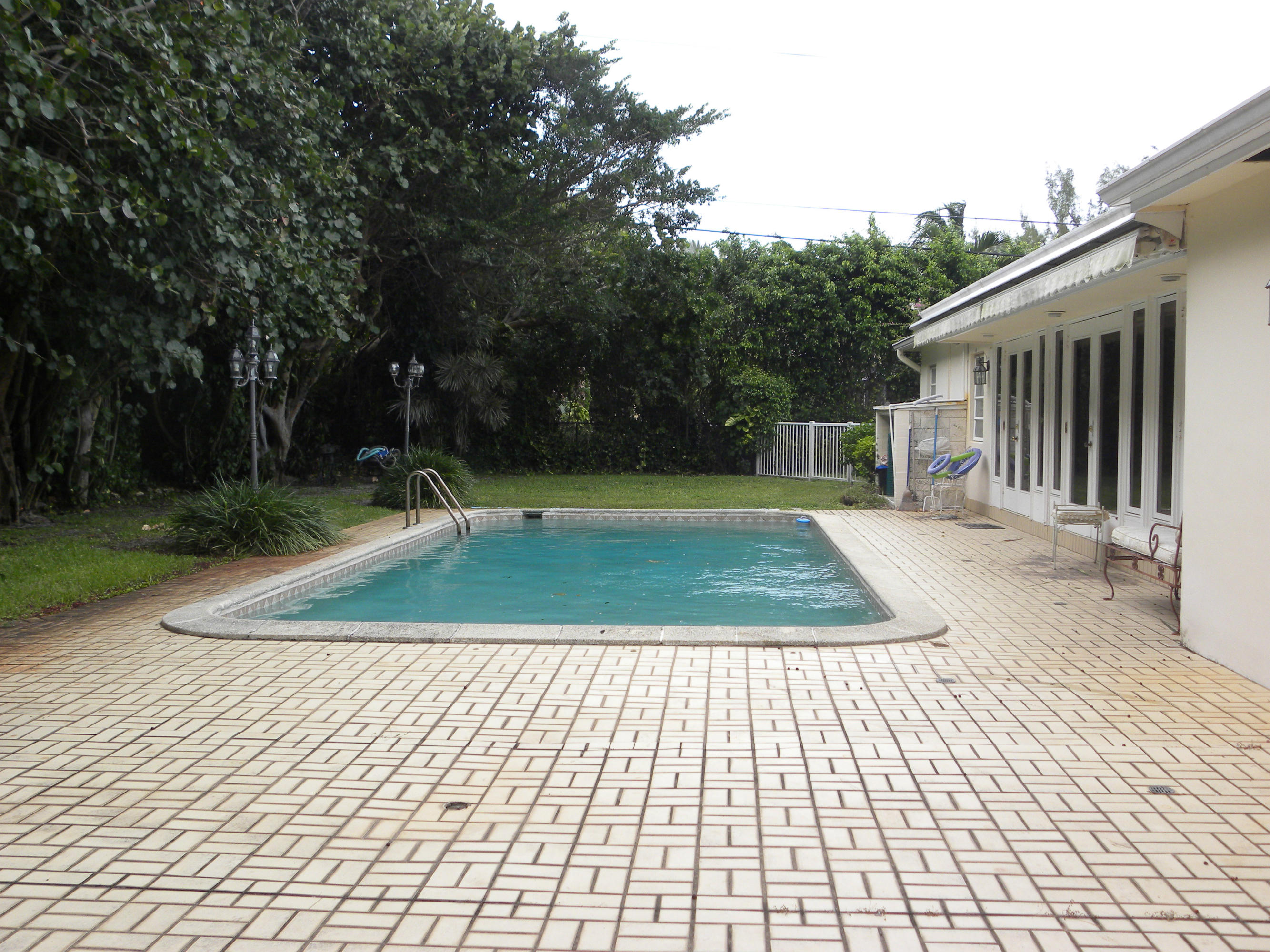 1401 Cocoanut Road Boca Raton, FL 33432 - Photo 16 of 17 Large Yard and Open Pool