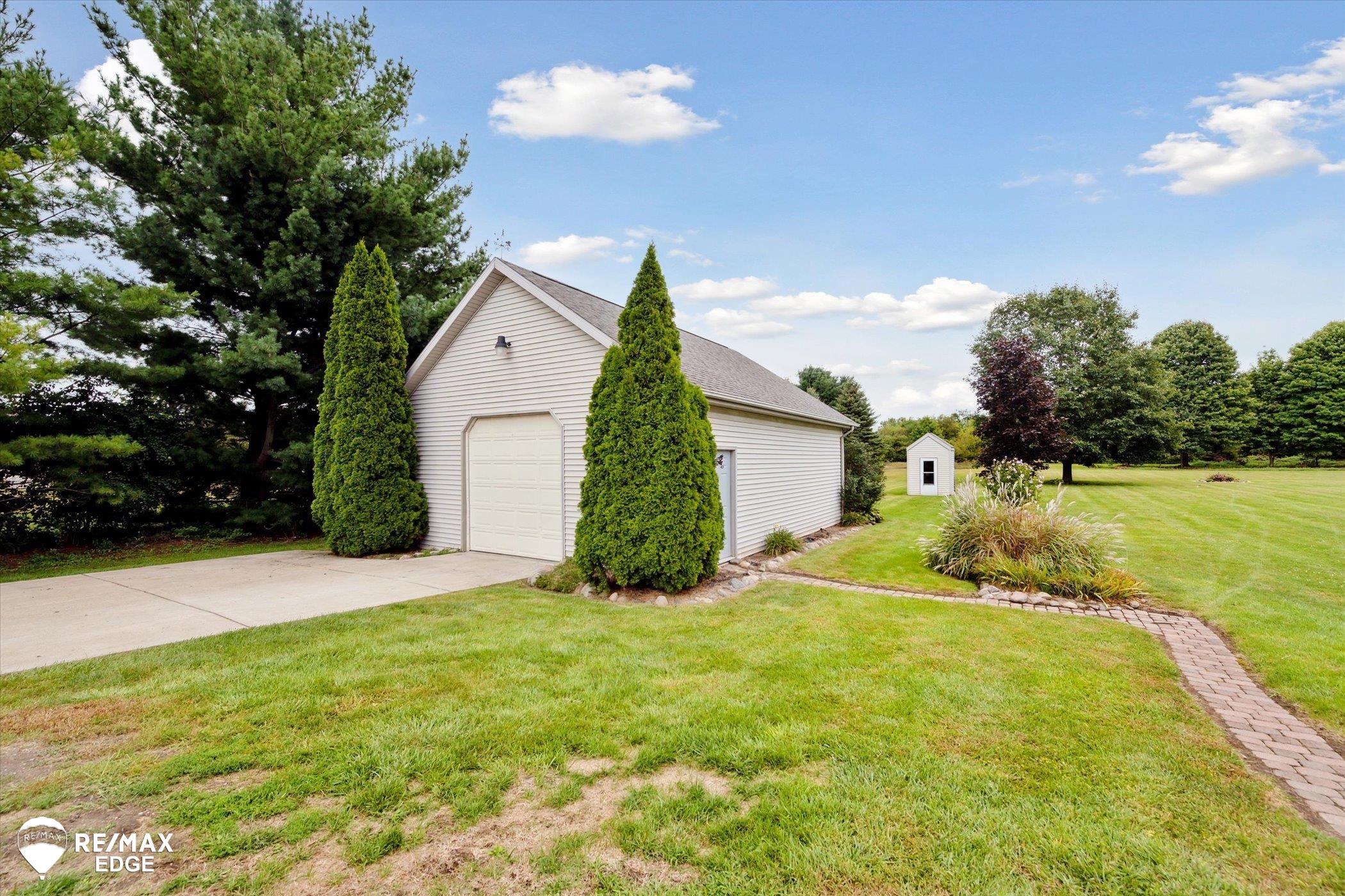 10370 North Jennings Road Clio, MI 48420 - Photo 41 of 49 50154619-934db538-73fb-4c72-ac80-450c4343d7df.JPG