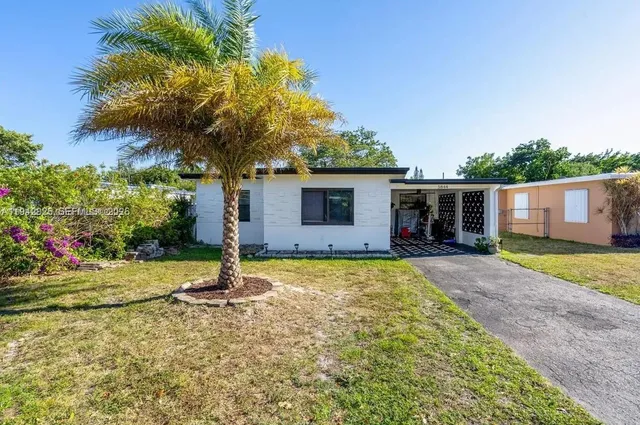 $420,000 | 5844 Garfield Street, Hollywood, FL 33021