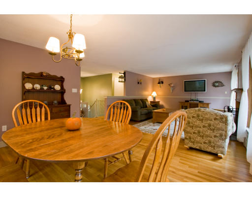 63 Melvin Road Arlington, MA 02474 - Photo 4 of 20