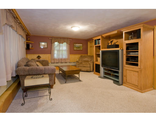 63 Melvin Road Arlington, MA 02474 - Photo 10 of 20