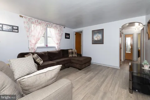 $270,000 | 1136 Duncan Avenue, Yeadon, PA 19050