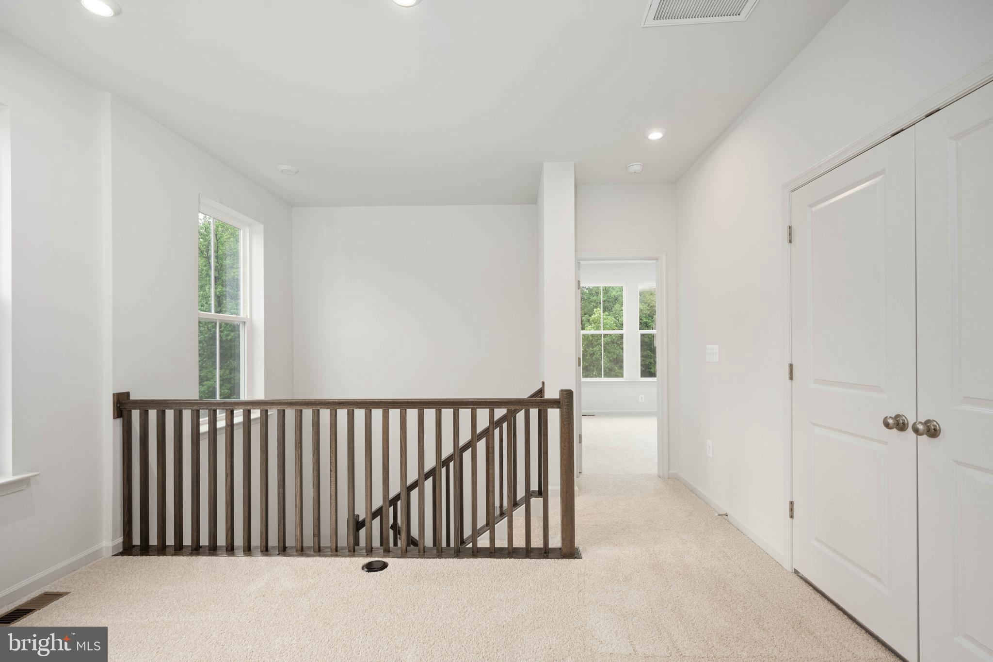 10114 Queens Way Manassas, VA 20110 - Photo 34 of 56 Loft