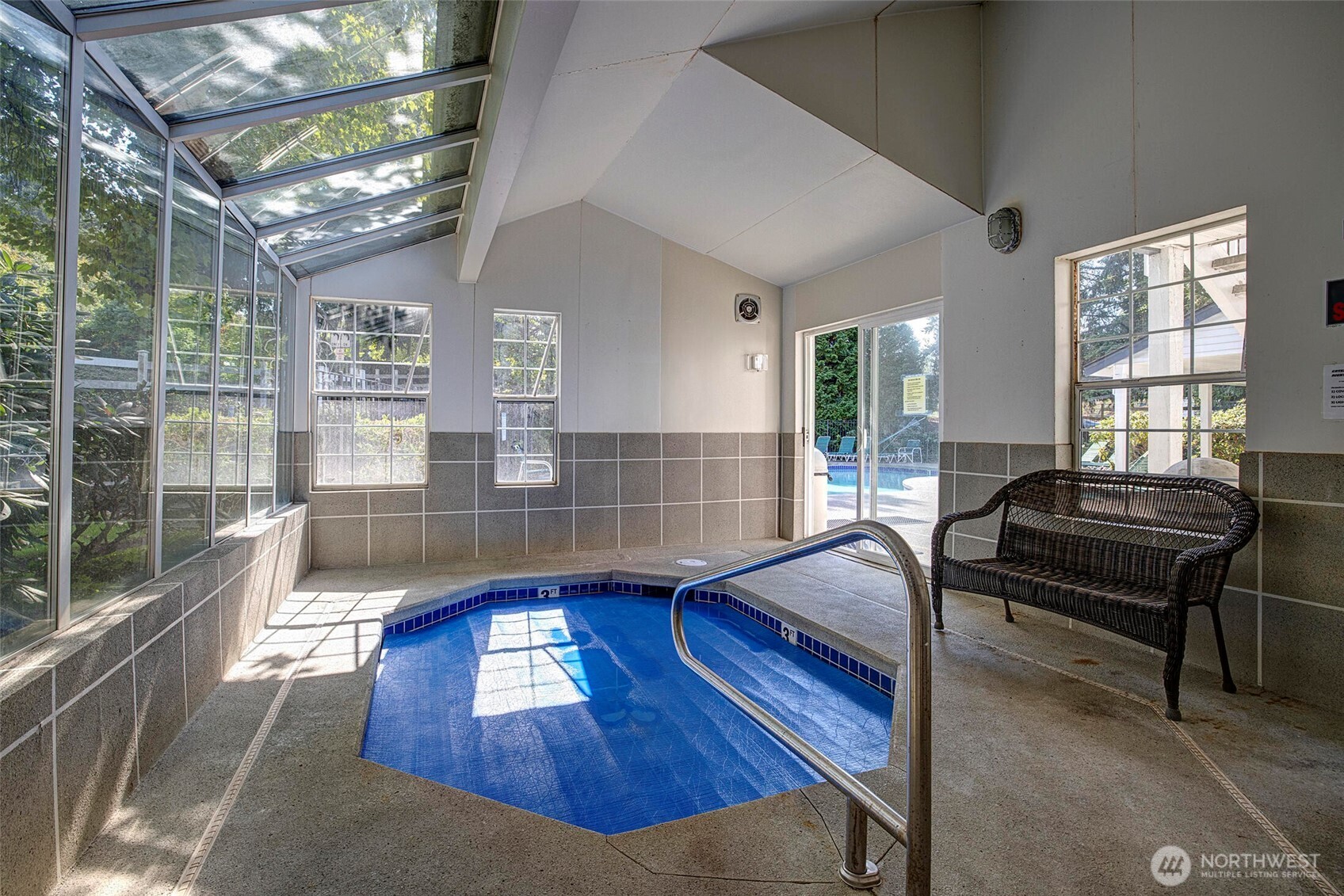 7453 Newcastle Golf Club Road, Unit J301 Newcastle, WA 98059 - Photo 28 of 38