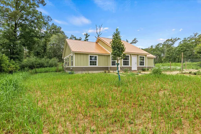 $365,000 | 347 Bert Thomas Lane, Crawfordville, FL 32327