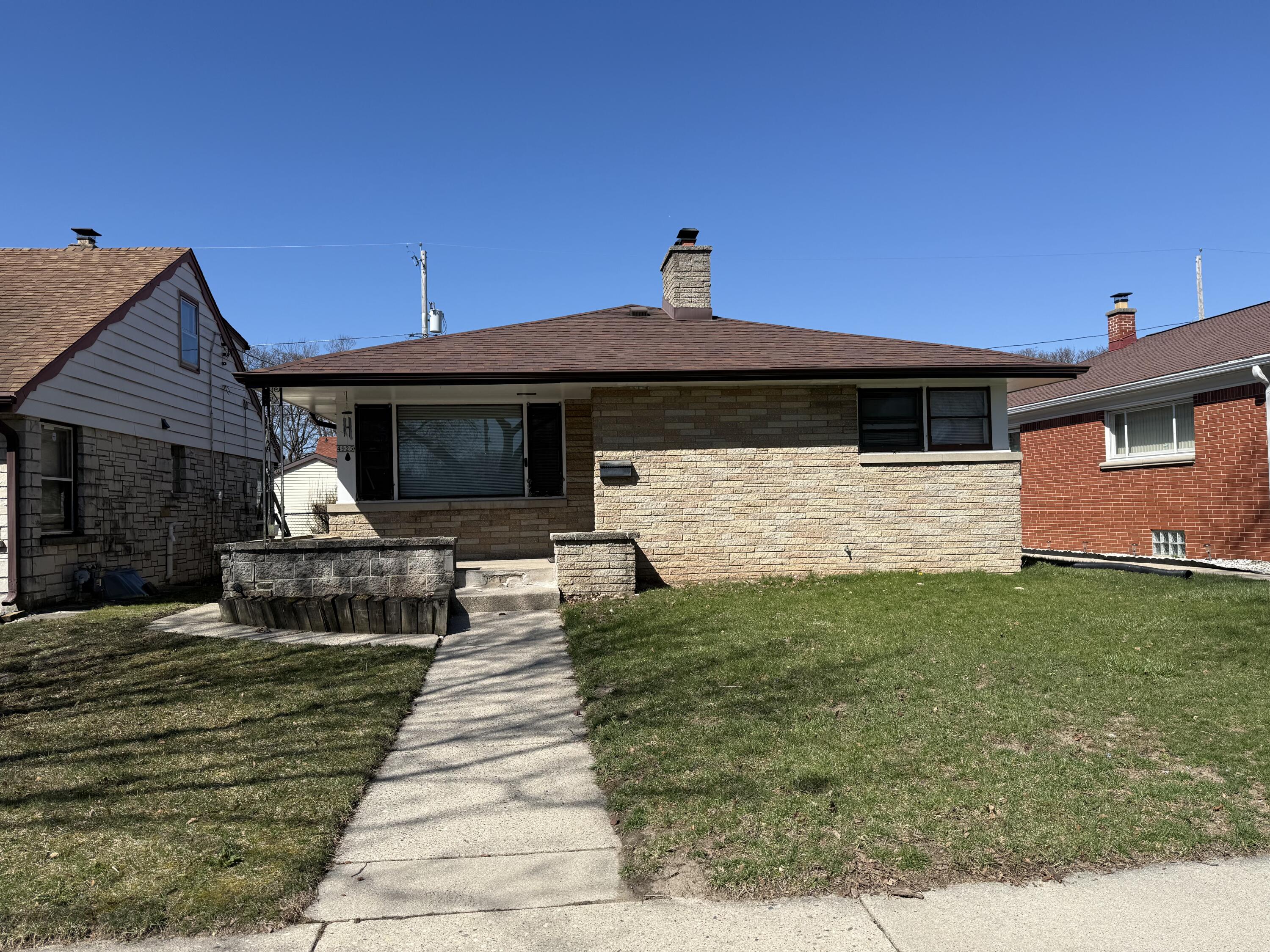 4925 North 65th Street Milwaukee, WI 53218 - Photo 20 of 20 Front of Home