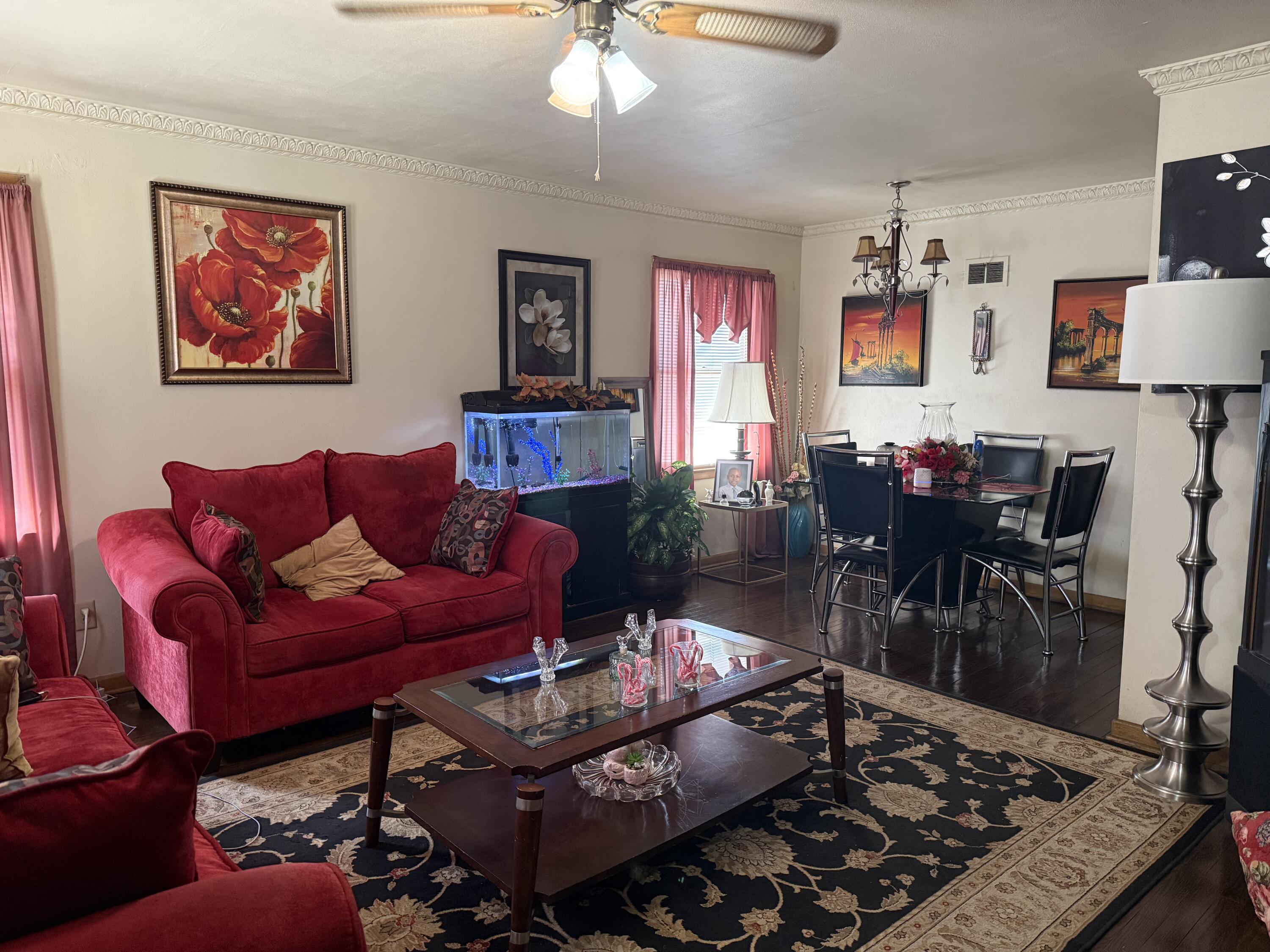 4925 North 65th Street Milwaukee, WI 53218 - Photo 2 of 20 Living Room
