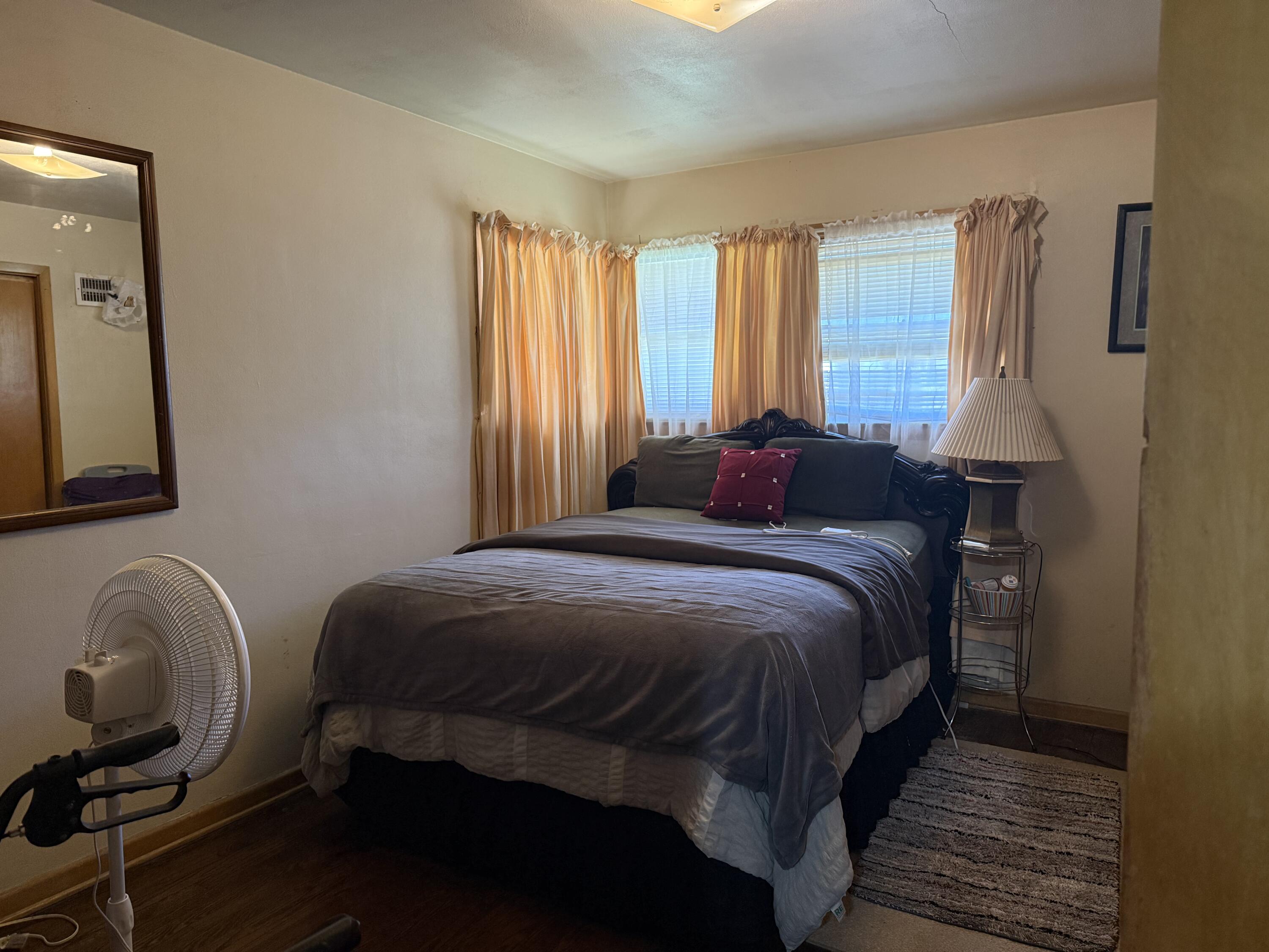 4925 North 65th Street Milwaukee, WI 53218 - Photo 9 of 20 Primary Bedroom