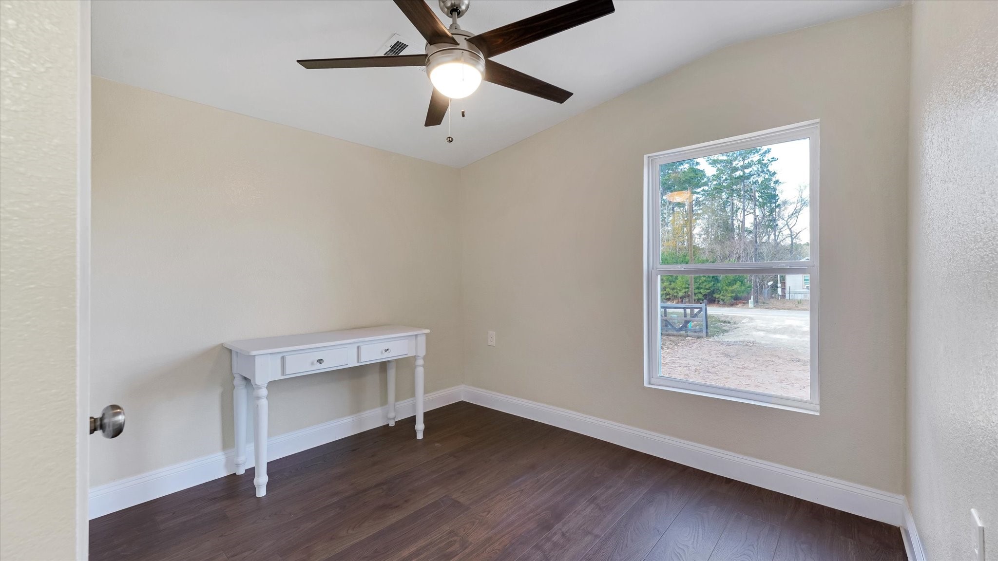 65 County Road 5002 Cleveland, TX 77327 - Photo 14 of 35