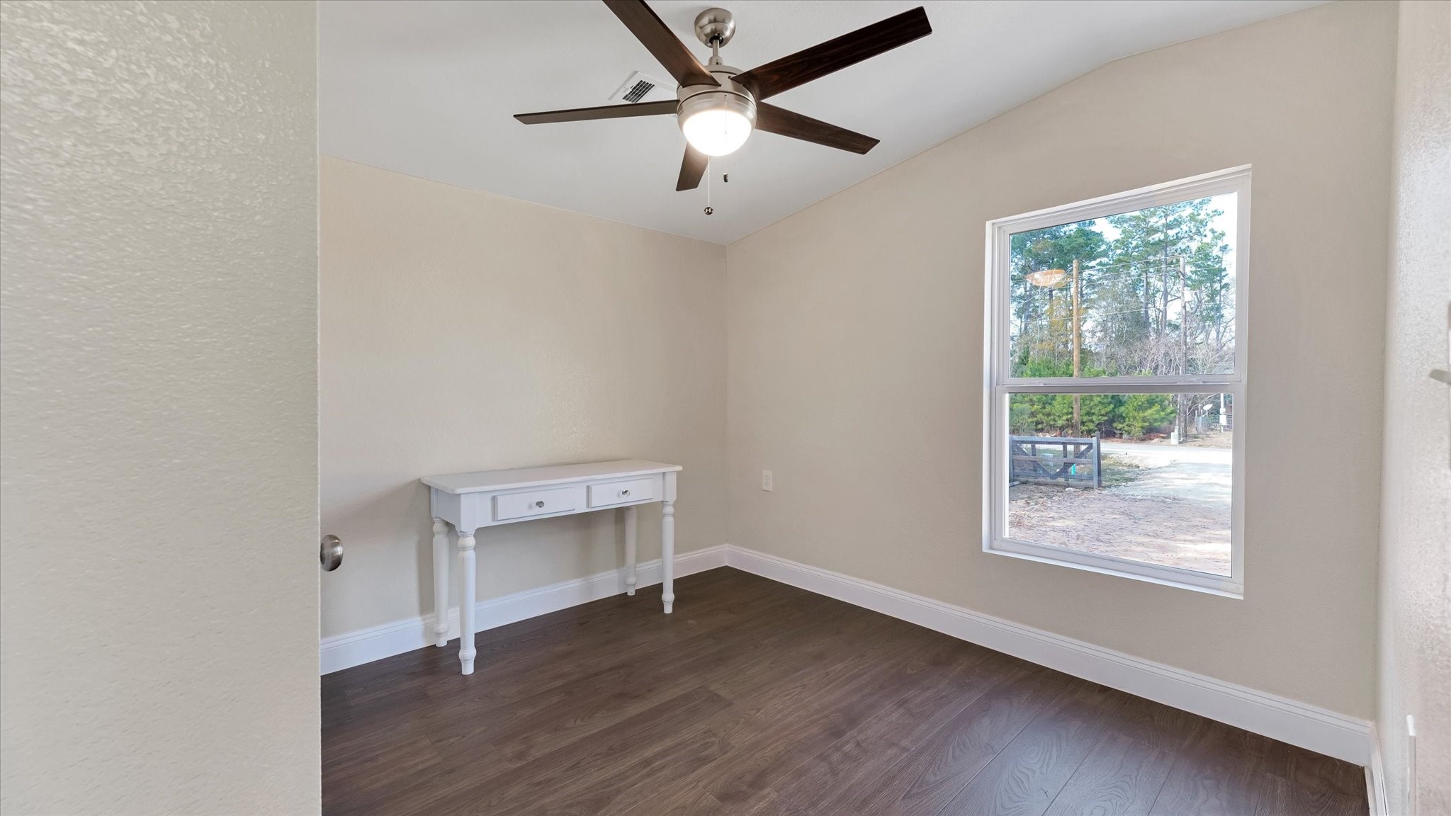 65 County Road 5002 Cleveland, TX 77327 - Photo 15 of 35