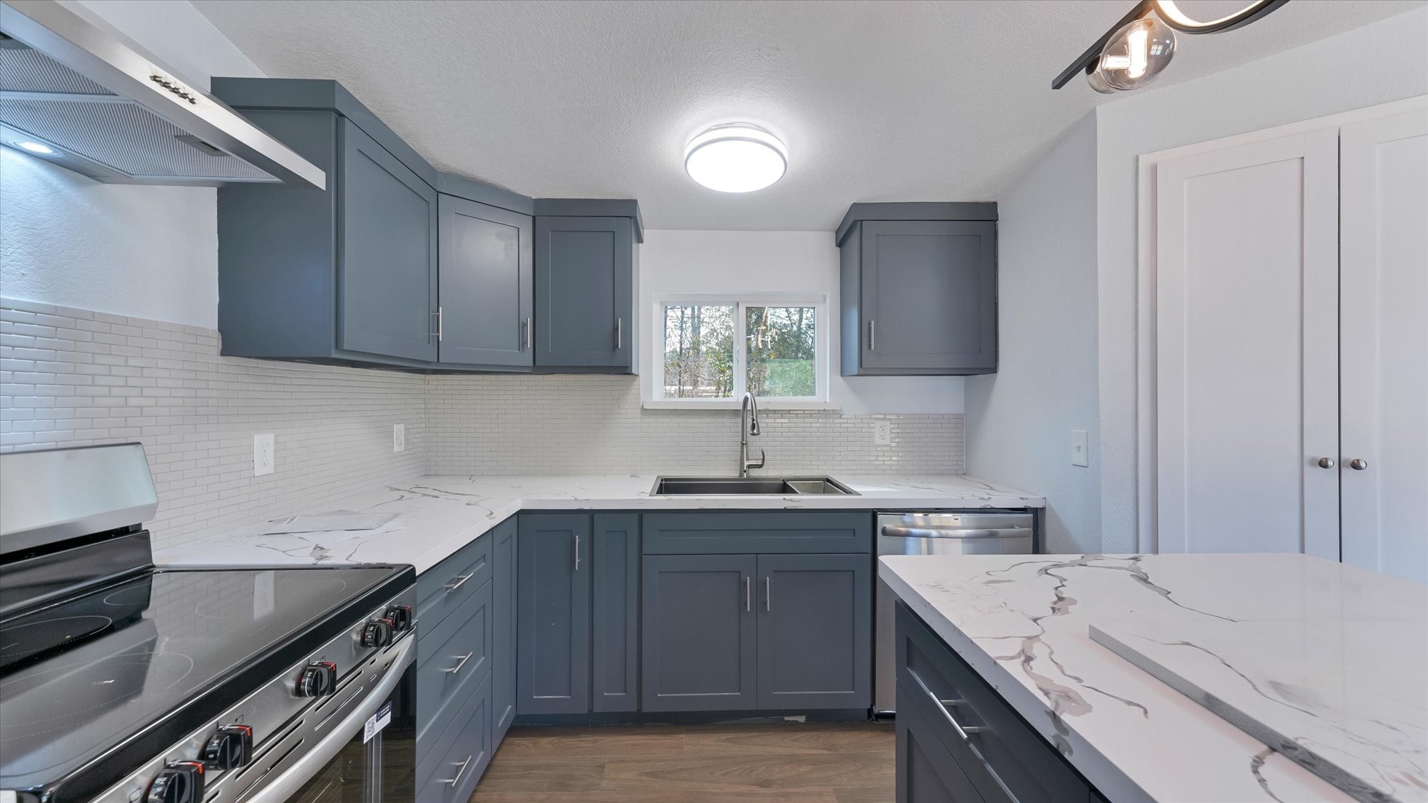 65 County Road 5002 Cleveland, TX 77327 - Photo 19 of 35