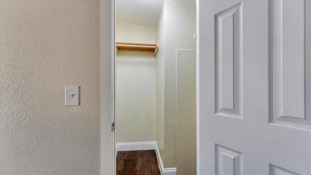 $1,500 | 65 County Road 5002, Cleveland, TX 77327