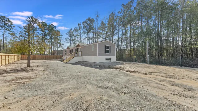 $1,500 | 65 County Road 5002, Cleveland, TX 77327