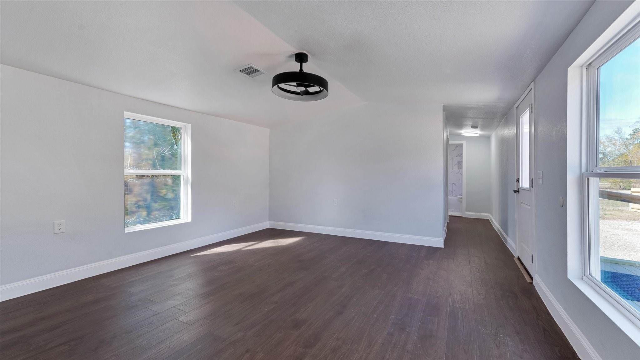 65 County Road 5002 Cleveland, TX 77327 - Photo 8 of 35