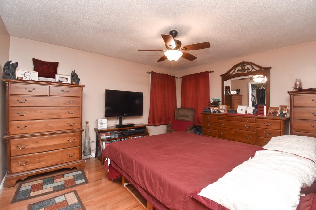 19 Humbert Street Springfield, MA 01109 - Photo 20 of 42 Gallery Image 20