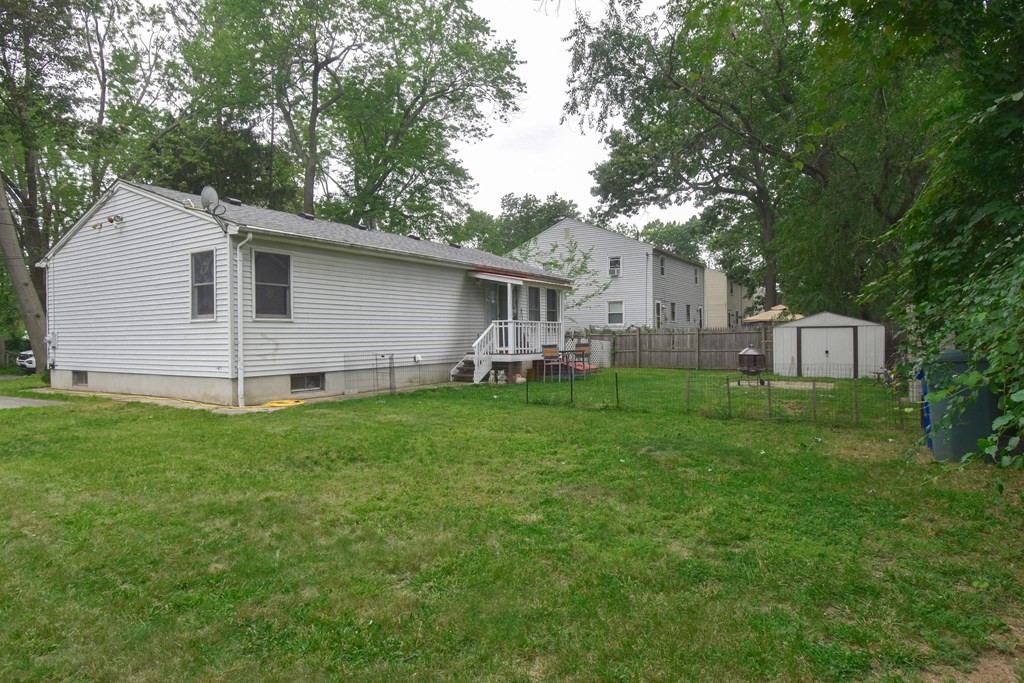 19 Humbert Street Springfield, MA 01109 - Photo 8 of 42 Gallery Image 8