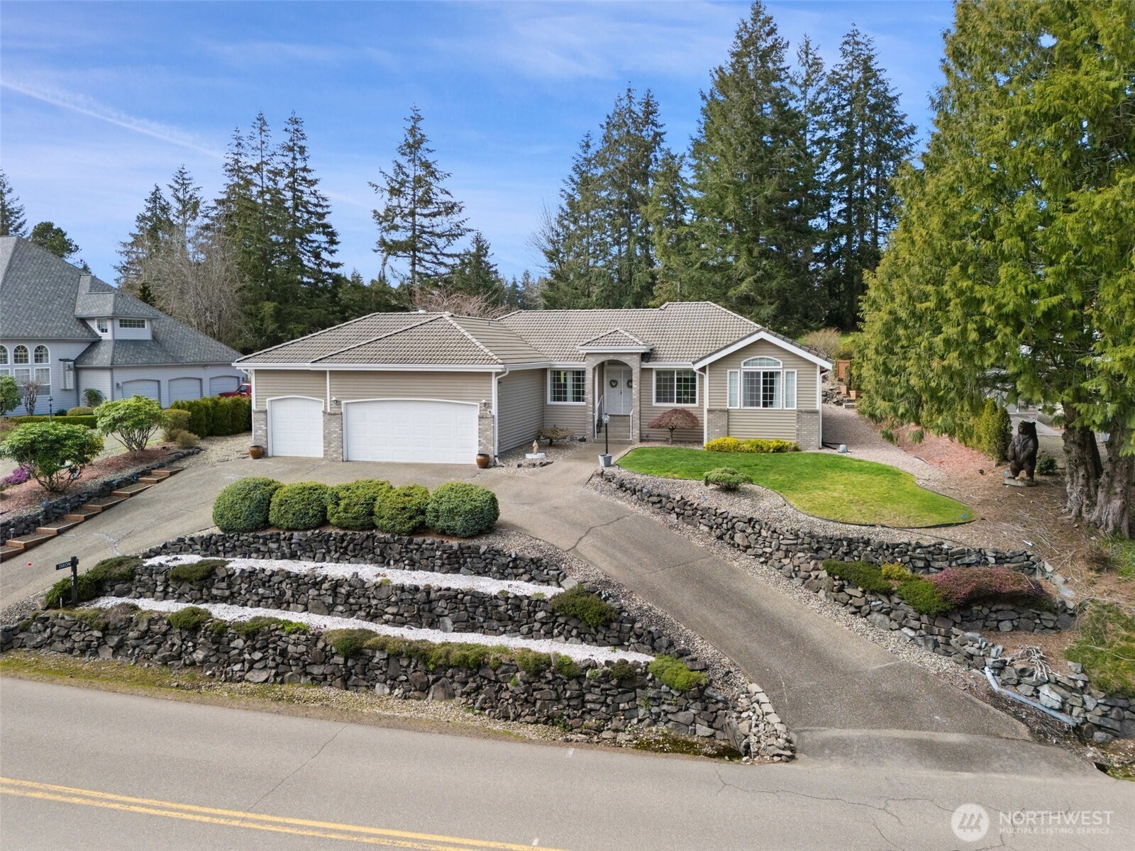 491 East Old Ranch Road Allyn, WA 98524 - Photo 4 of 33 Gallery Image 4