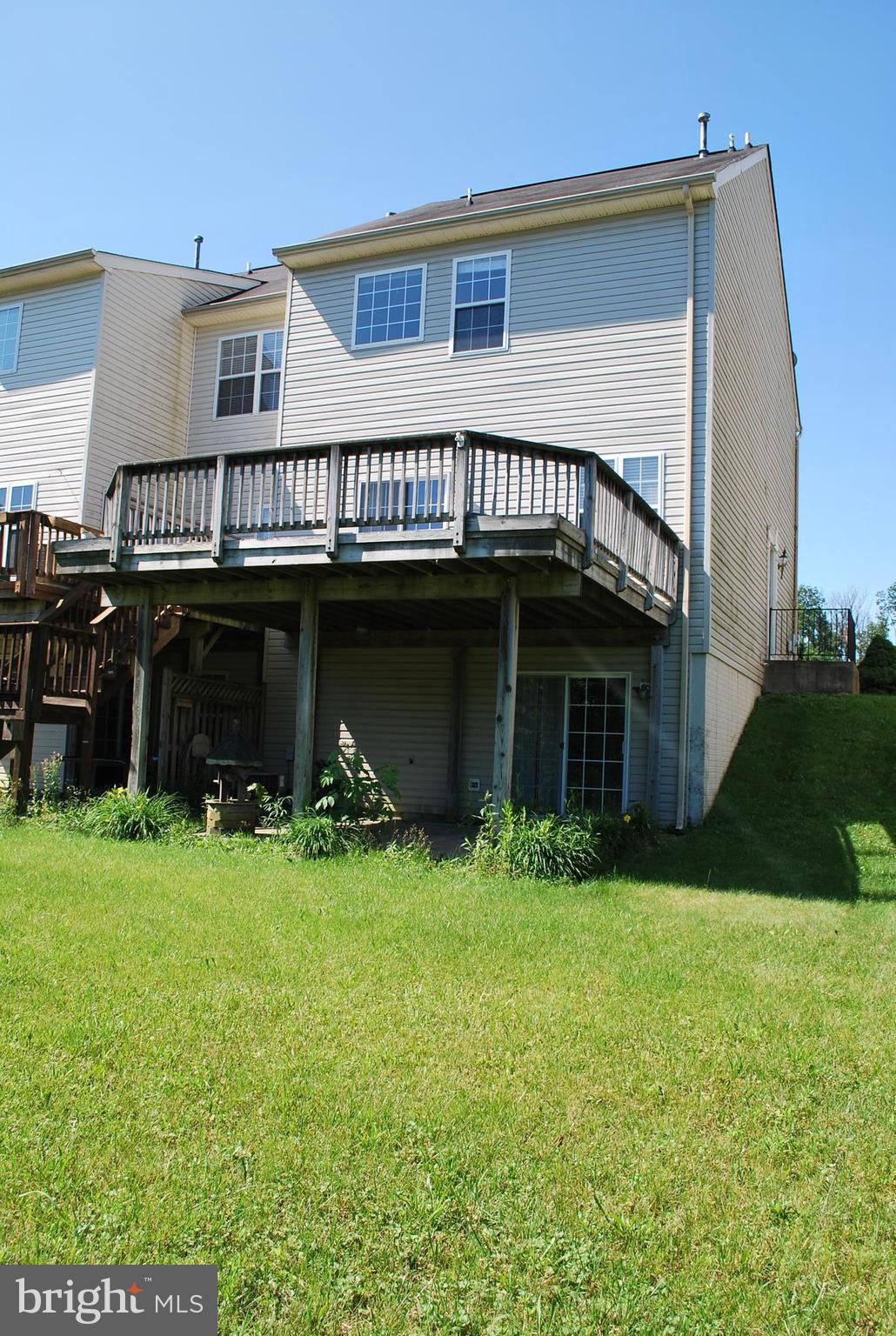 1413 Searchlight Way Mount Airy, MD 21771 - Photo 4 of 19 Exterior (Rear)