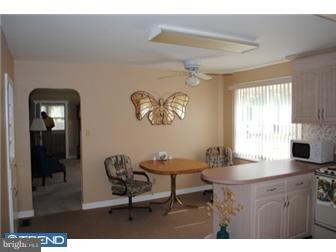 760 Salem Road Burlington, NJ 08016 - Photo 3 of 11