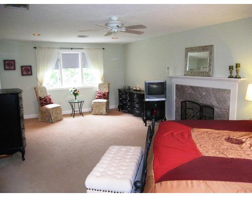 10 Hunters Lane Ashland, MA 01721 - Photo 20 of 30 Gallery Image 20