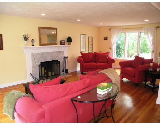 10 Hunters Lane Ashland, MA 01721 - Photo 10 of 30 Gallery Image 10