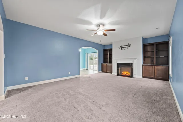 $605,000 | 207 Knightheads Drive, Swansboro, NC 28584