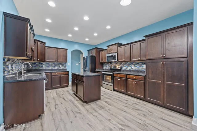 $605,000 | 207 Knightheads Drive, Swansboro, NC 28584