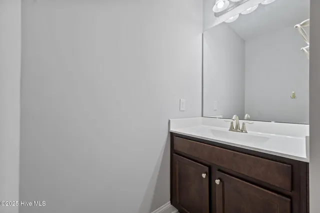 $605,000 | 207 Knightheads Drive, Swansboro, NC 28584