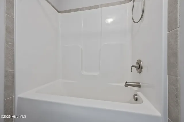 $605,000 | 207 Knightheads Drive, Swansboro, NC 28584