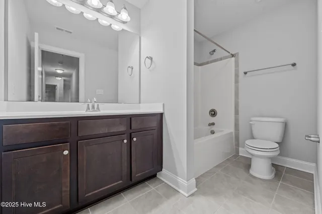 $605,000 | 207 Knightheads Drive, Swansboro, NC 28584