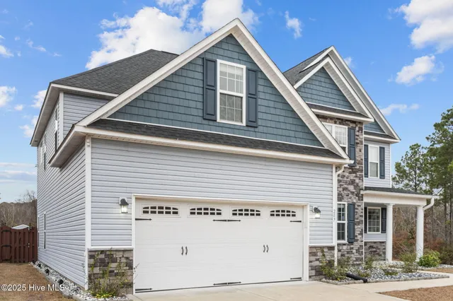 $605,000 | 207 Knightheads Drive, Swansboro, NC 28584