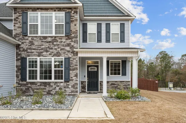 $605,000 | 207 Knightheads Drive, Swansboro, NC 28584