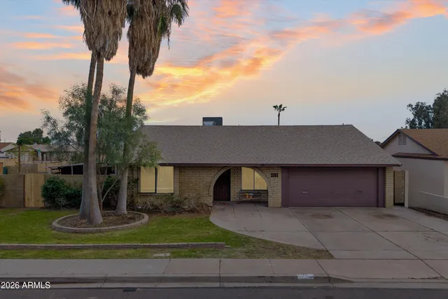 $425,000 | 2165 East Hampton Avenue, Mesa, AZ 85204