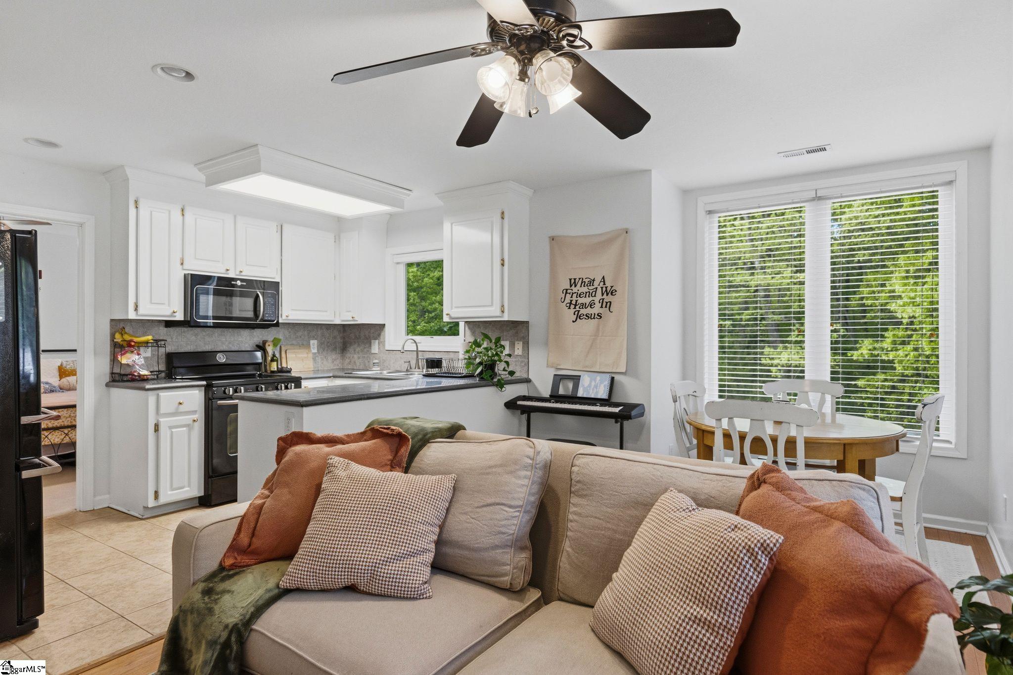 1408 Beverly Road Greer, SC 29651 - Photo 39 of 48 Gallery Image 39