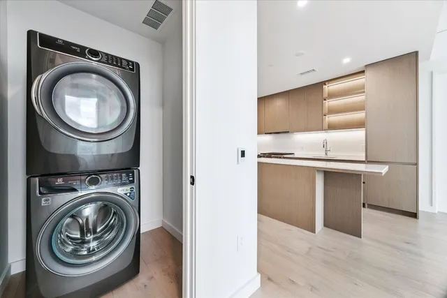 $5,199 | 610 Davis Street, Unit 4305, Austin, TX 78701