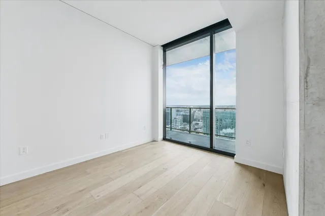 $5,199 | 610 Davis Street, Unit 4305, Austin, TX 78701