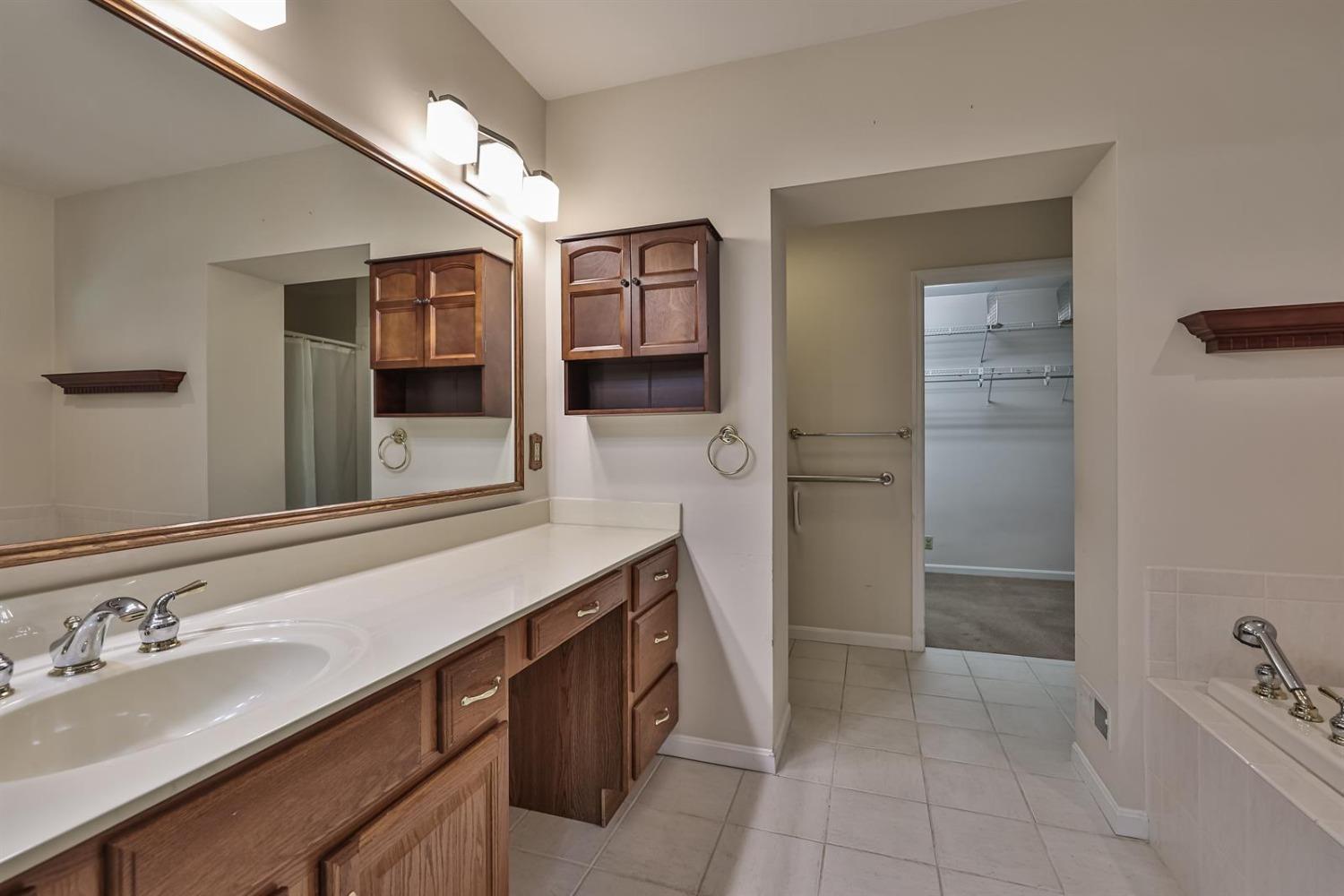 7321 Quailhollow Road Cincinnati, OH 45236 - Photo 21 of 46 Gallery Image 21