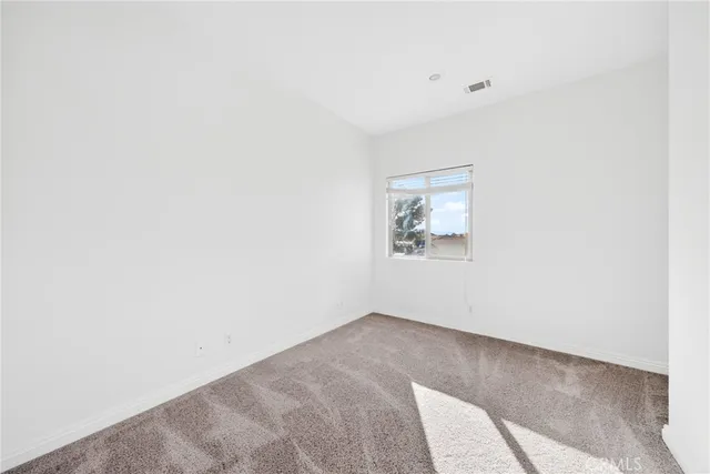 $619,900 | 14414 Ironsides Lane, Helendale, CA 92342