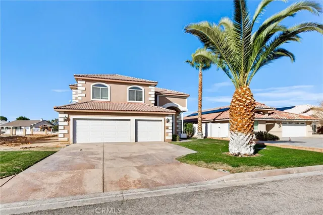 $619,900 | 14414 Ironsides Lane, Helendale, CA 92342